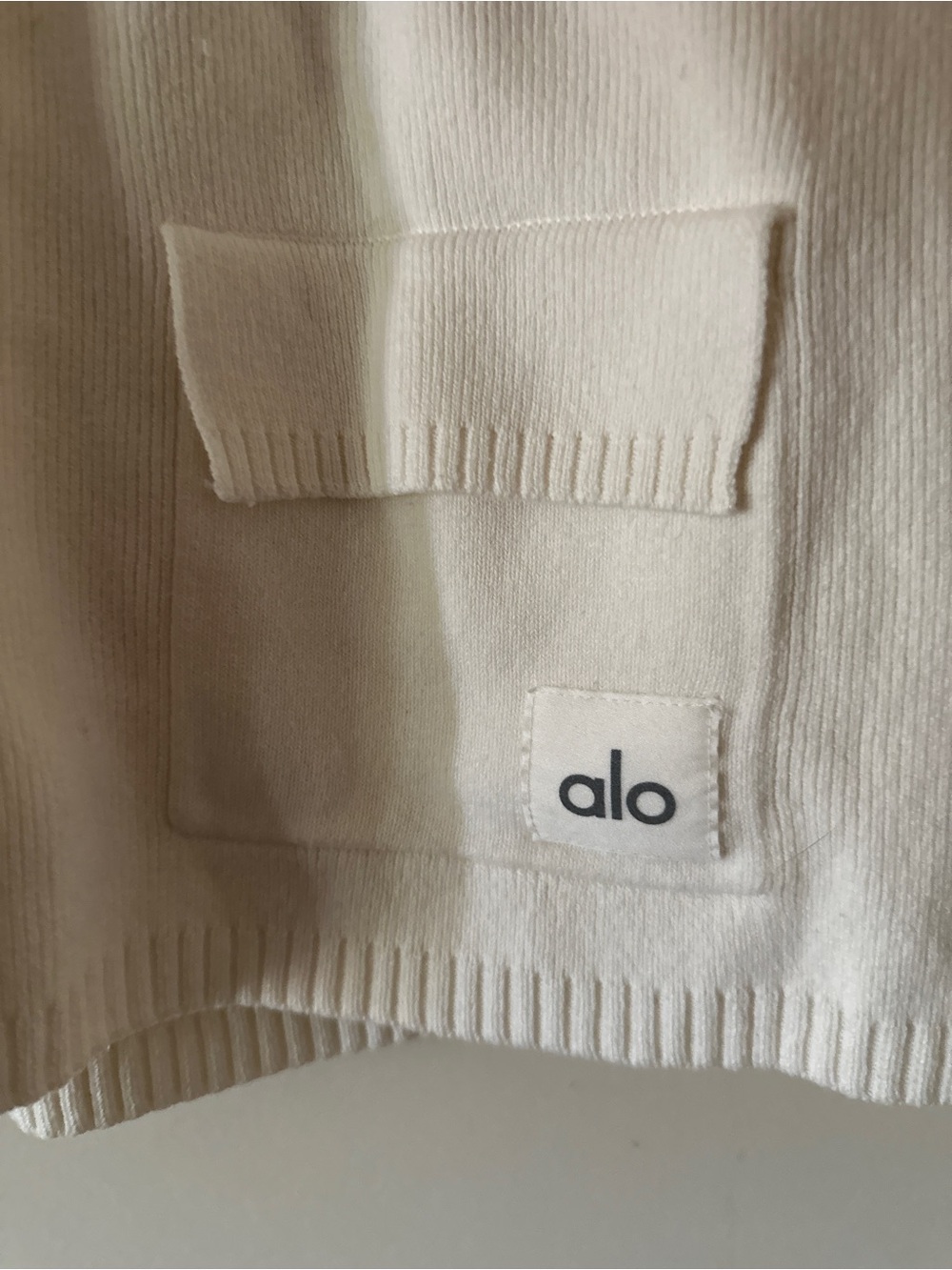 Alo Yoga Scholar Knit Cargo Skirt - Ivory size M - Picture 8 of 9